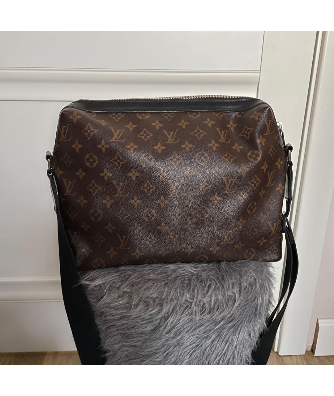 LOUIS VUITTON Коричневая кожаная сумка тоут, фото 3