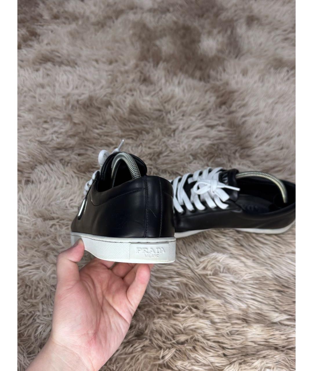 PRADA Черные кожаные низкие кроссовки / кеды, фото 6