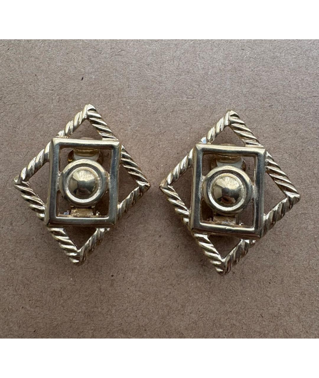 GIVENCHY Золотые металлические клипсы, фото 6