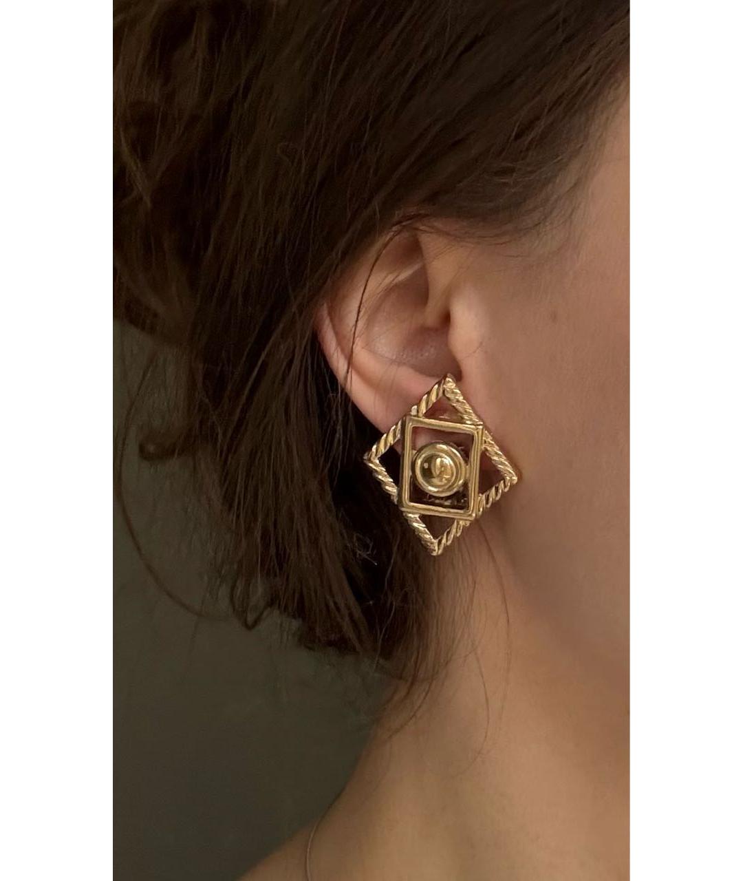 GIVENCHY Золотые металлические клипсы, фото 4