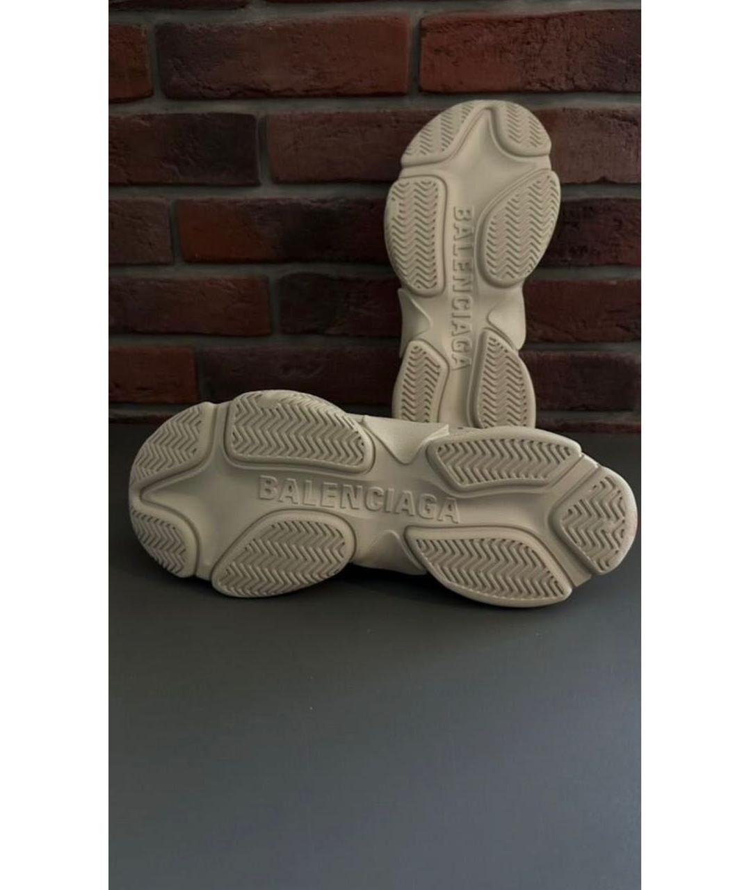 BALENCIAGA Бежевые резиновые низкие кроссовки / кеды, фото 5
