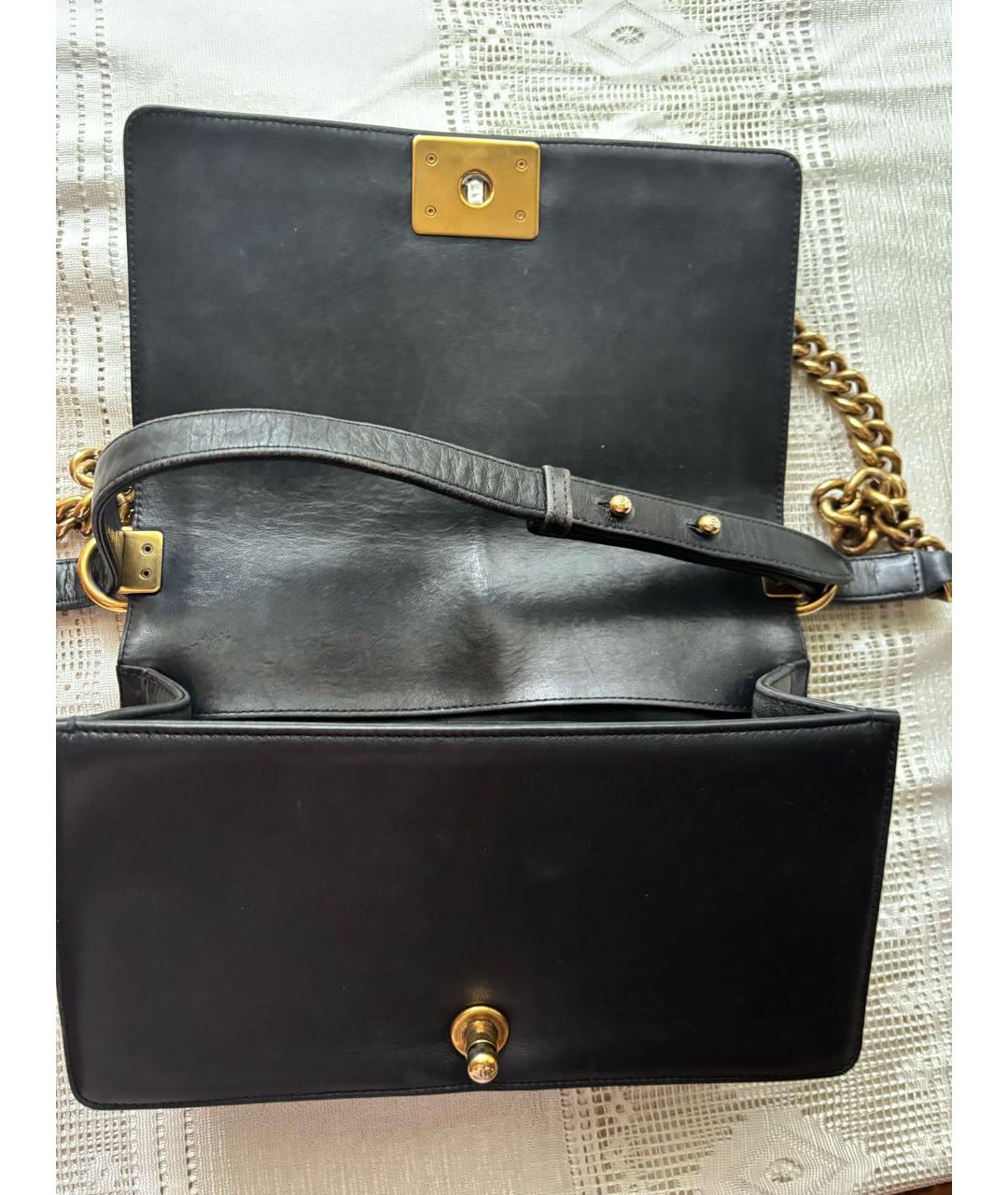 CHANEL Черная кожаная сумка через плечо, фото 6