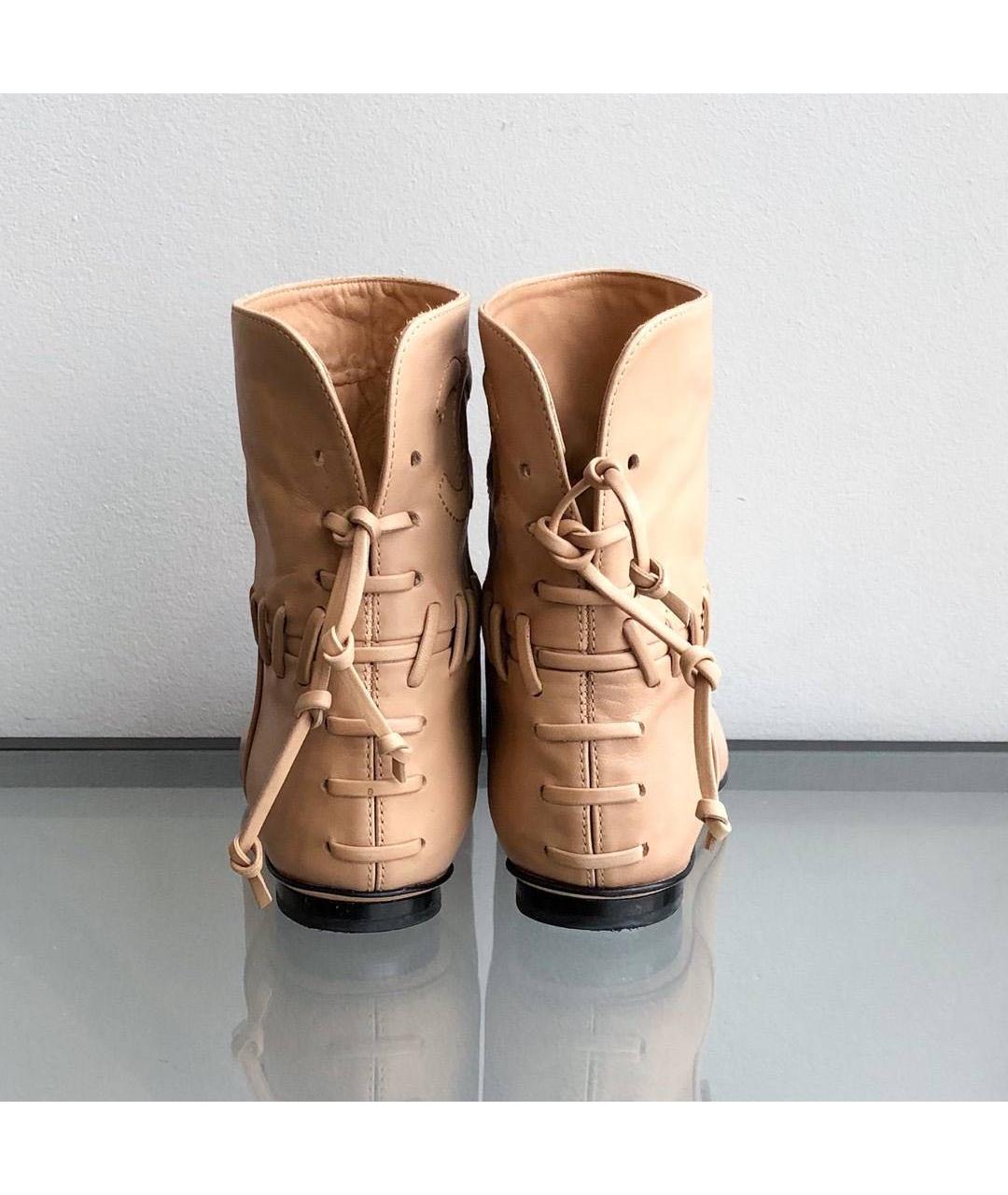 CHANEL Бежевые кожаные ботинки, фото 4