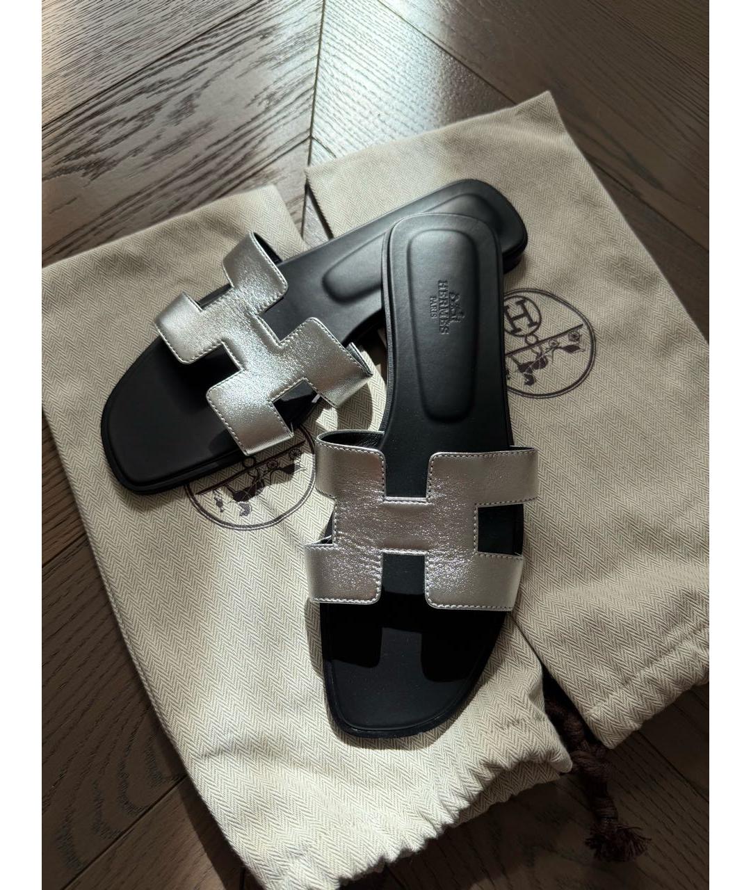HERMES Серебряные кожаные шлепанцы, фото 2