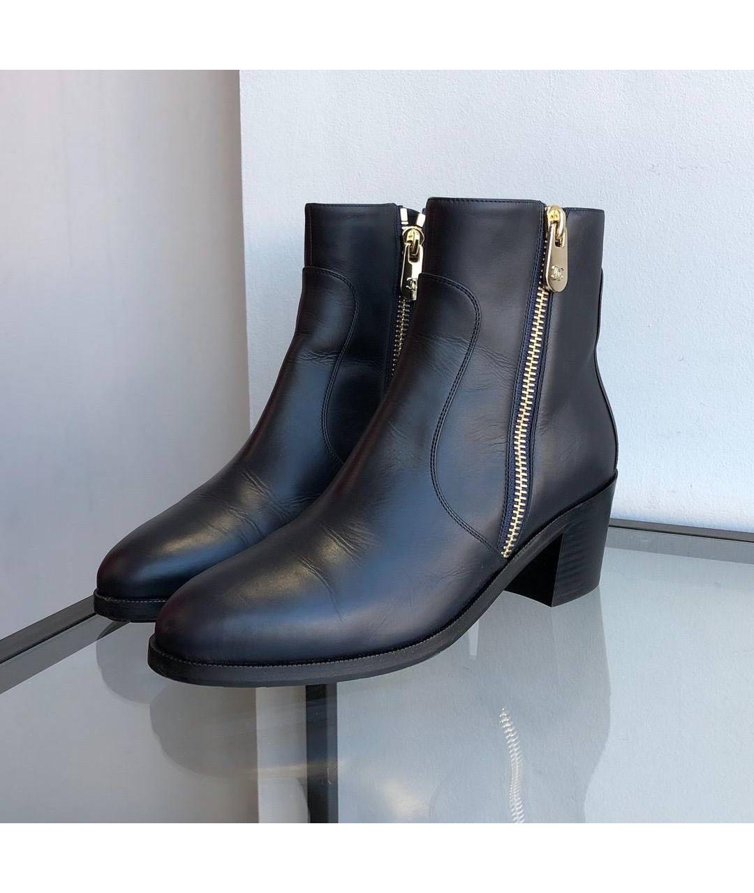 CHANEL Темно-синие кожаные полусапоги, фото 2