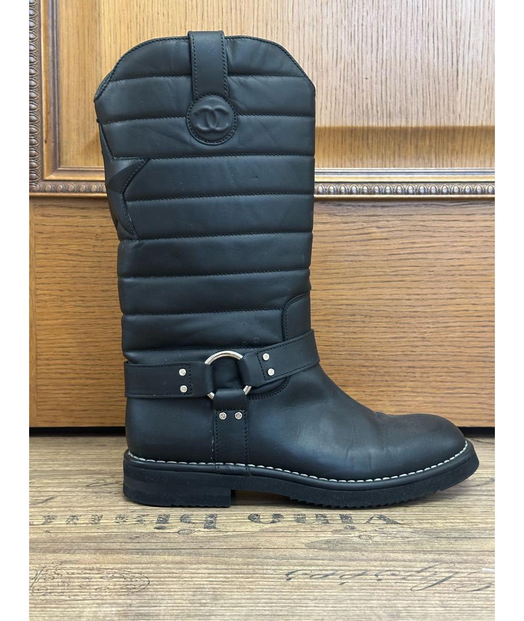 CHANEL Черные кожаные сапоги, фото 5