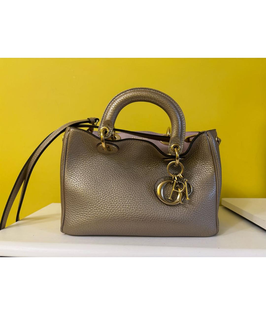 CHRISTIAN DIOR Золотая кожаная сумка через плечо, фото 9