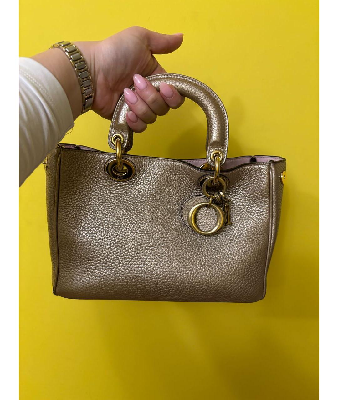 CHRISTIAN DIOR Золотая кожаная сумка через плечо, фото 7