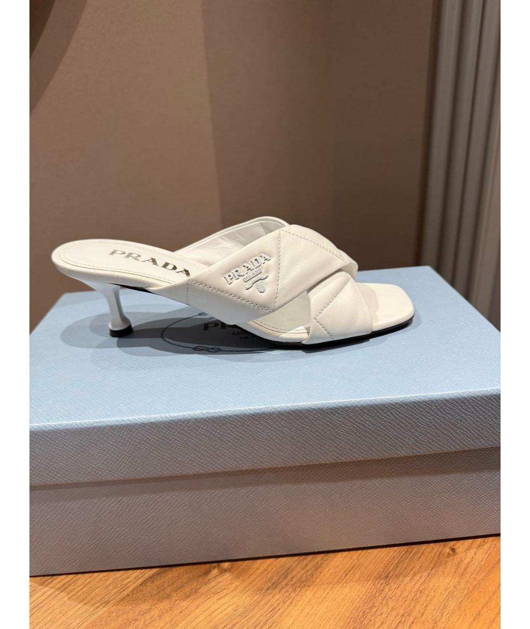 PRADA Белые кожаные мюли, фото 6