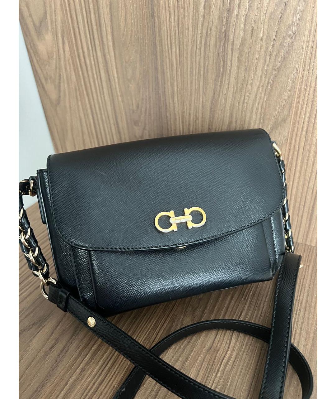 FERRAGAMO Черная кожаная сумка через плечо, фото 6