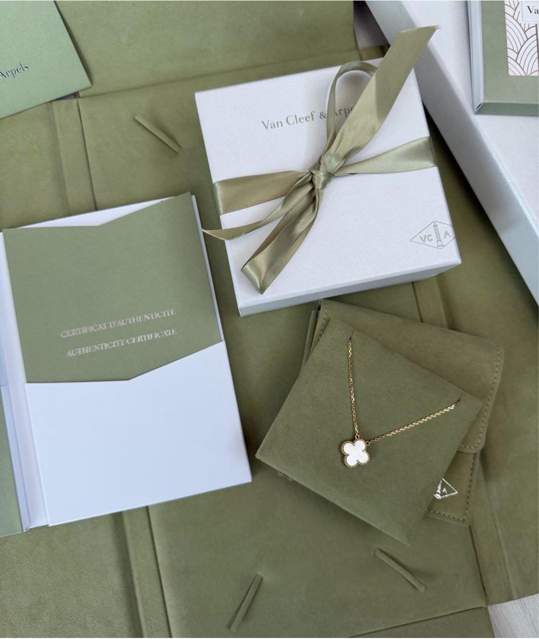 VAN CLEEF & ARPELS Белый кулон из желтого золота, фото 2
