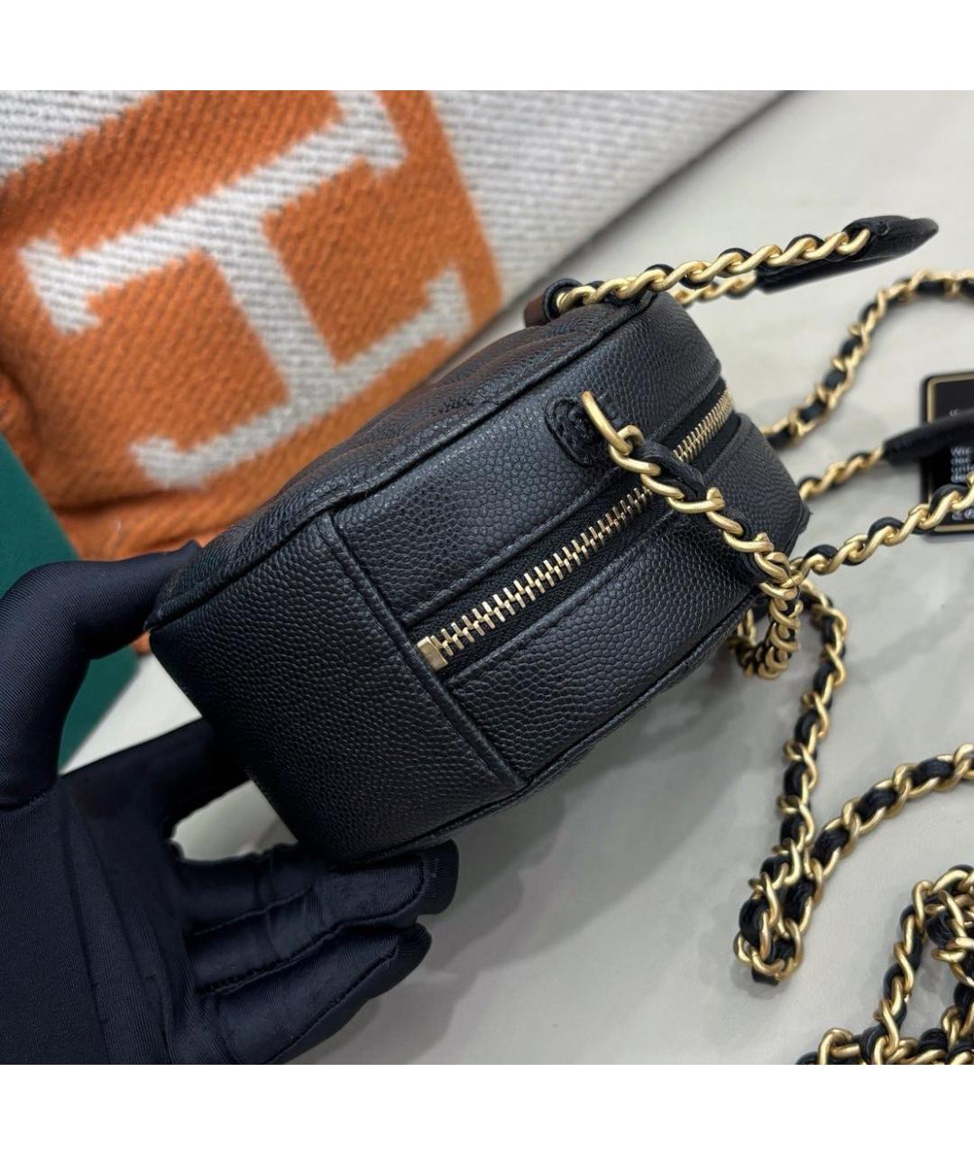 CHANEL Черная кожаная сумка через плечо, фото 5