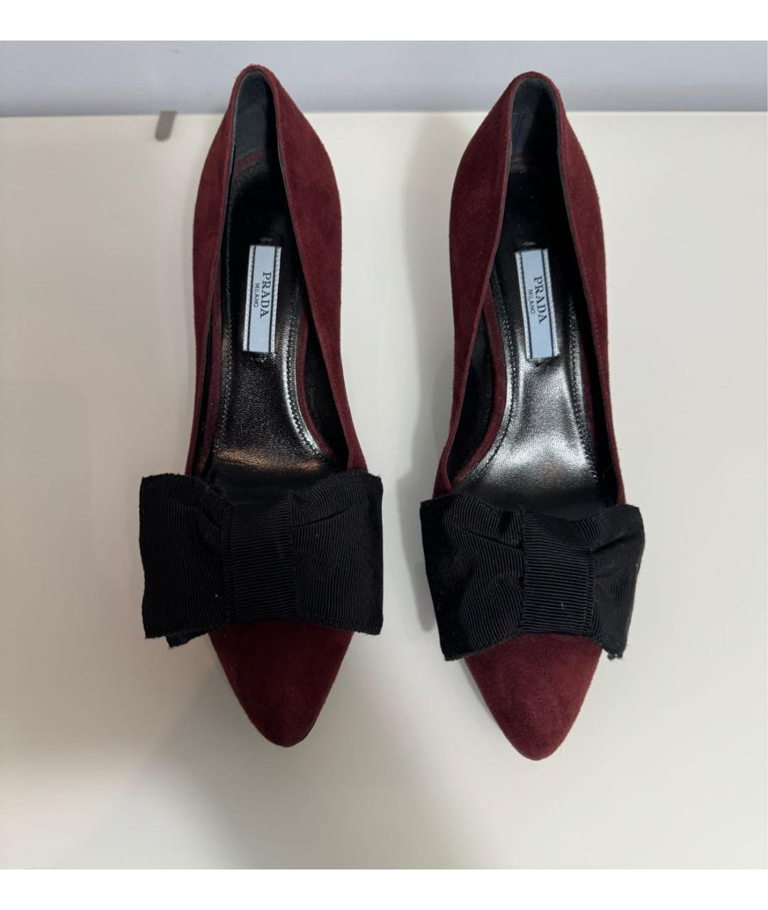 PRADA Бордовые замшевые туфли, фото 3