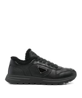 PRADA Низкие кроссовки / кеды