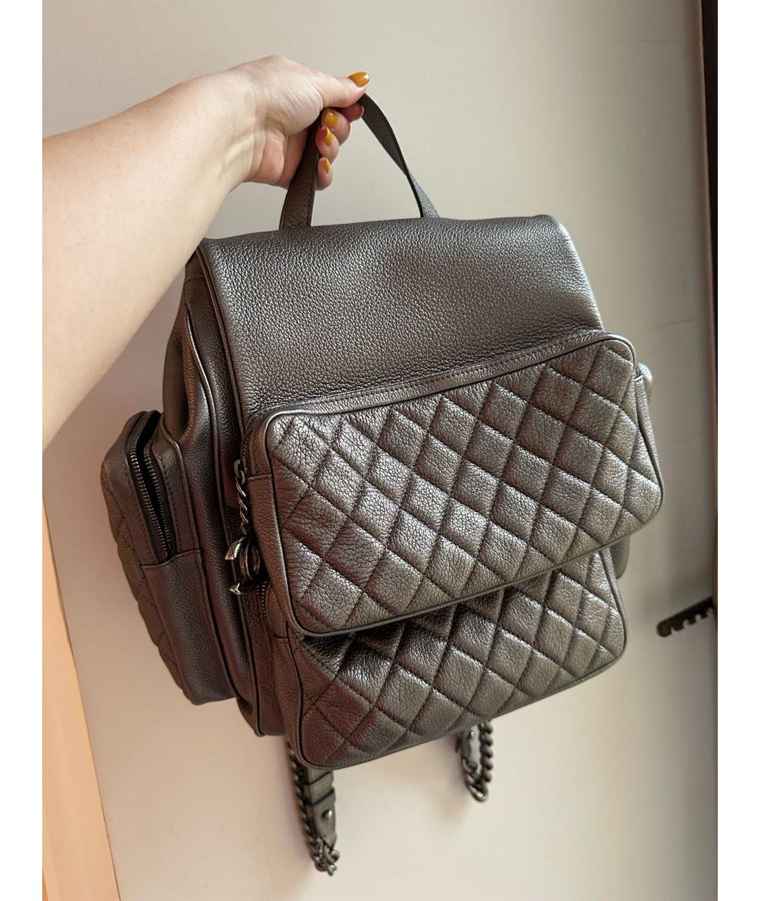 CHANEL Серебрянный кожаный рюкзак, фото 4