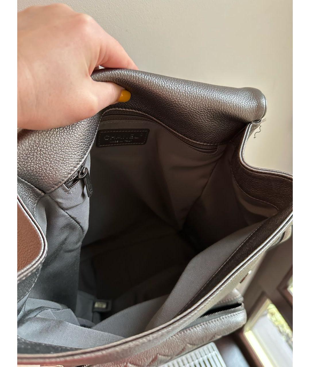 CHANEL Серебрянный кожаный рюкзак, фото 3