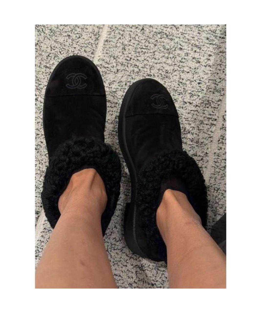 CHANEL Черные замшевые ботинки, фото 4