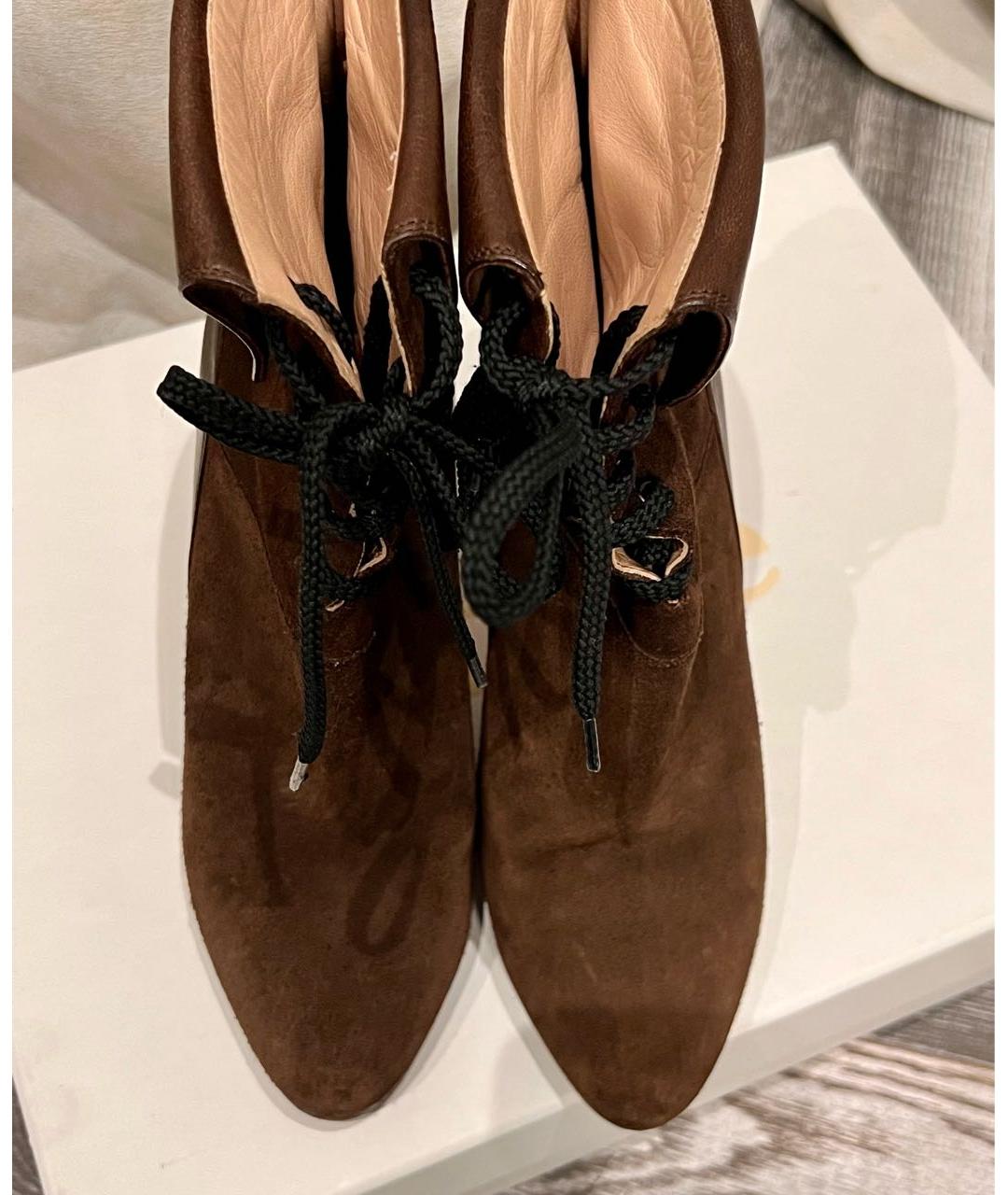 CHLOE Коричневые замшевые ботильоны, фото 3