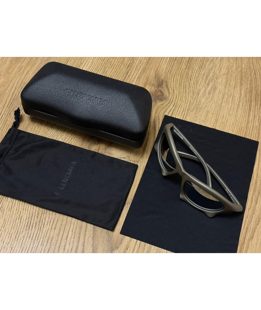 BALENCIAGA Хаки пластиковые солнцезащитные очки, фото 4