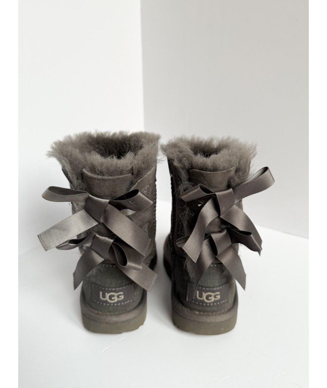 UGG AUSTRALIA Серые замшевые сандалии и шлепанцы, фото 4