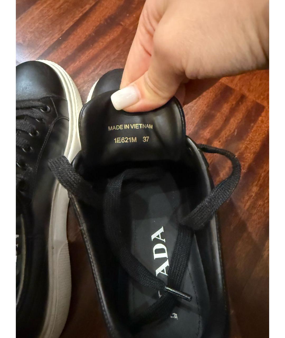 PRADA Черные кожаные кроссовки, фото 3