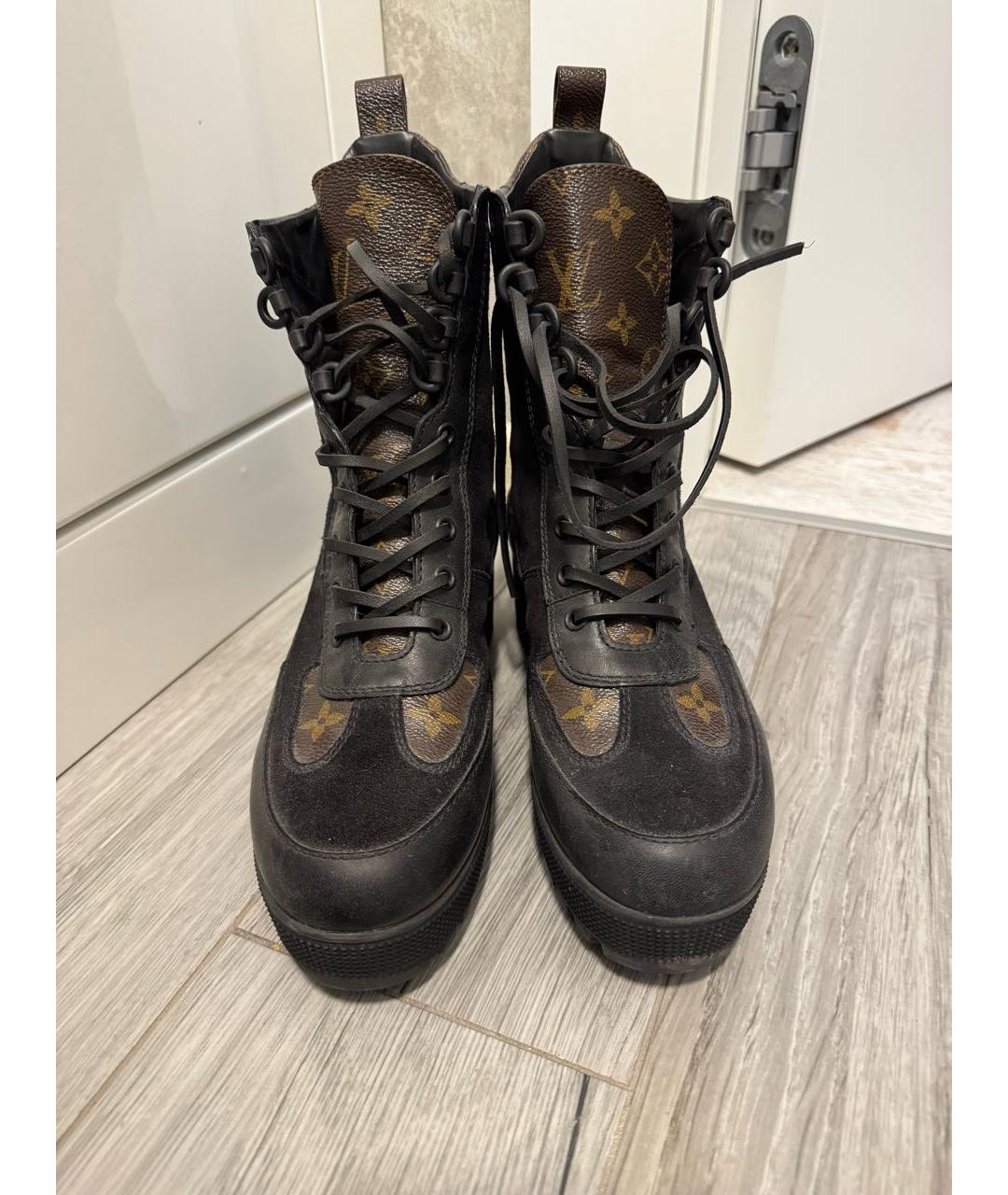 LOUIS VUITTON Черные замшевые ботинки, фото 2