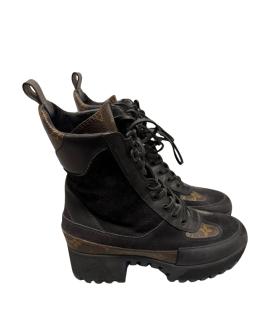 LOUIS VUITTON Ботинки
