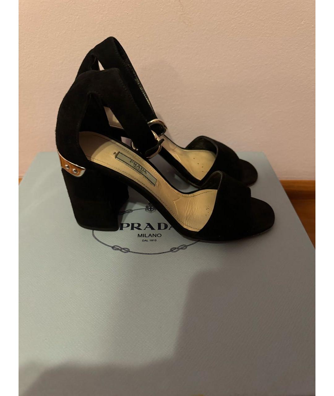 PRADA Черные замшевые босоножки, фото 5