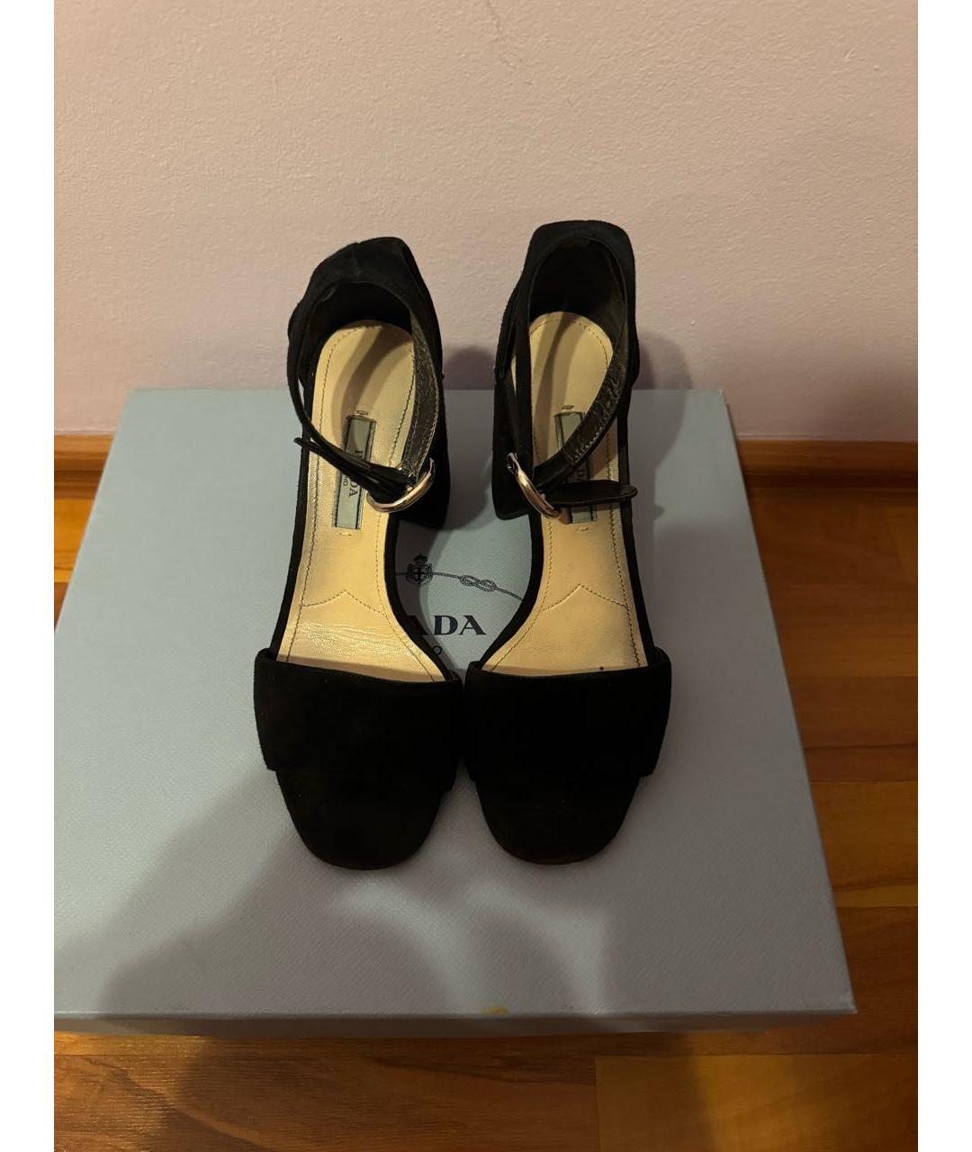 PRADA Черные замшевые босоножки, фото 2