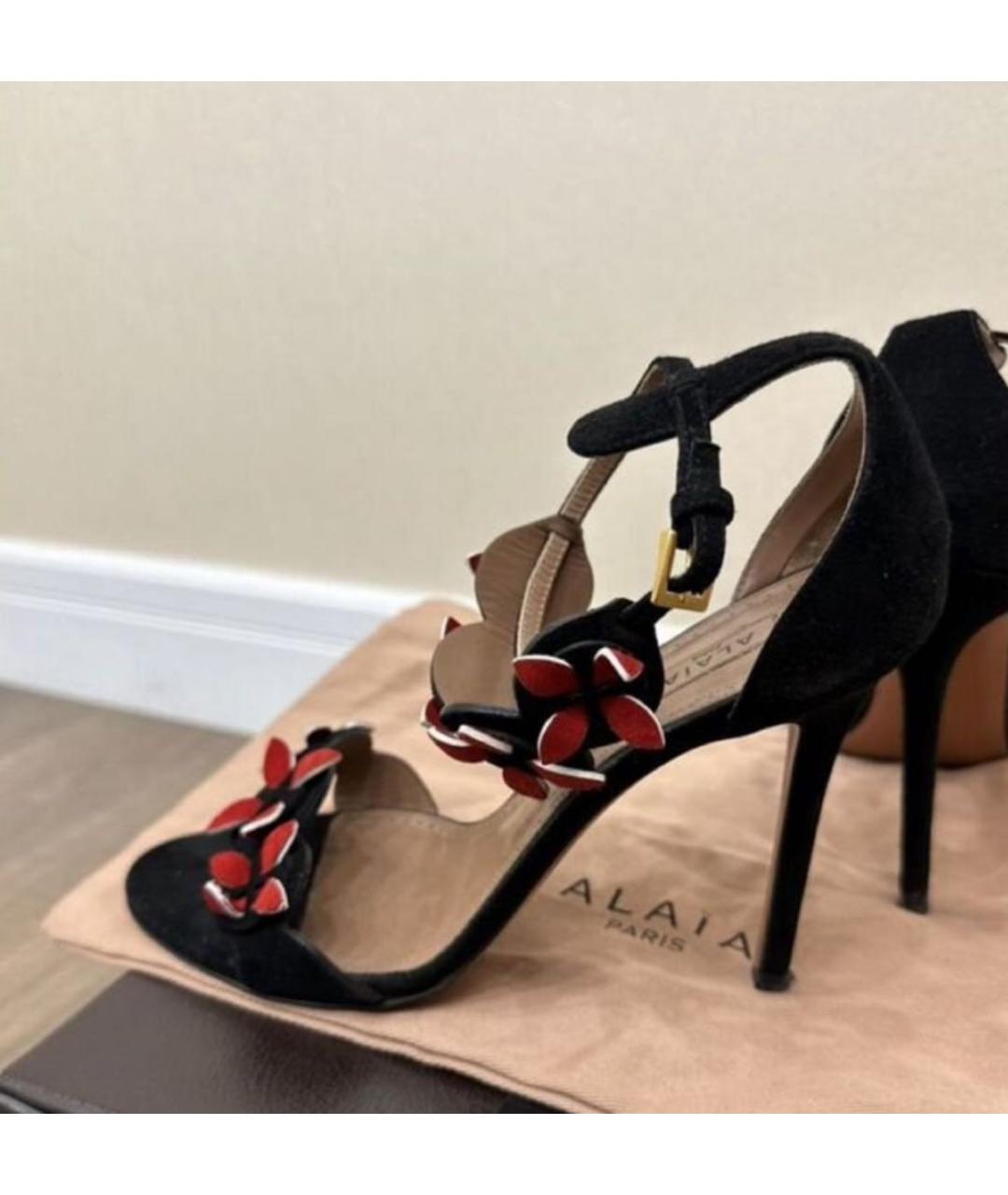 ALAIA Черные замшевые босоножки, фото 5