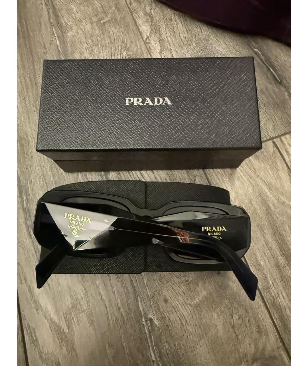 PRADA Фиолетовые пластиковые солнцезащитные очки, фото 2