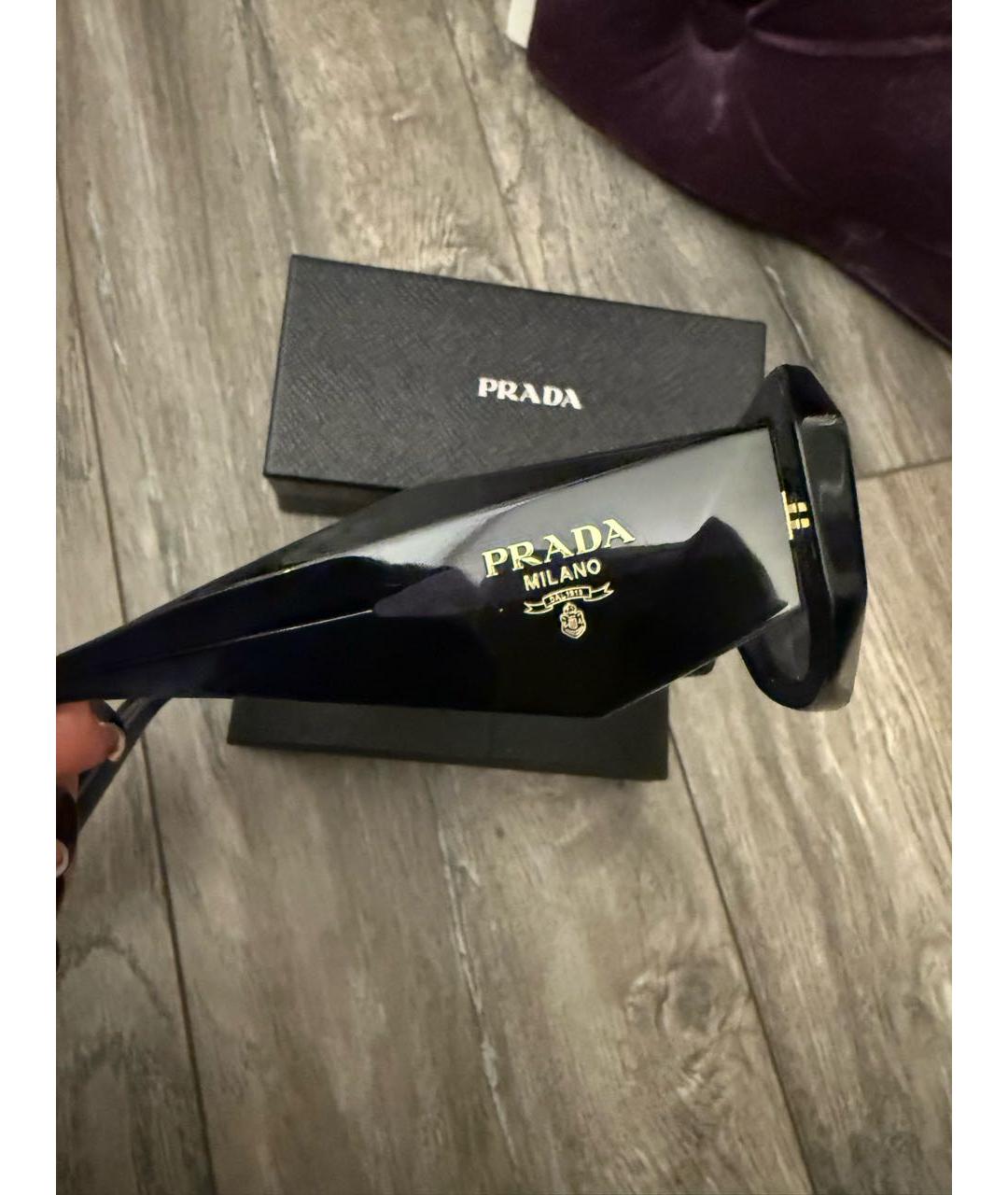 PRADA Фиолетовые пластиковые солнцезащитные очки, фото 3