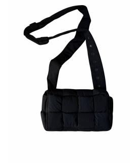 BOTTEGA VENETA Сумка на плечо