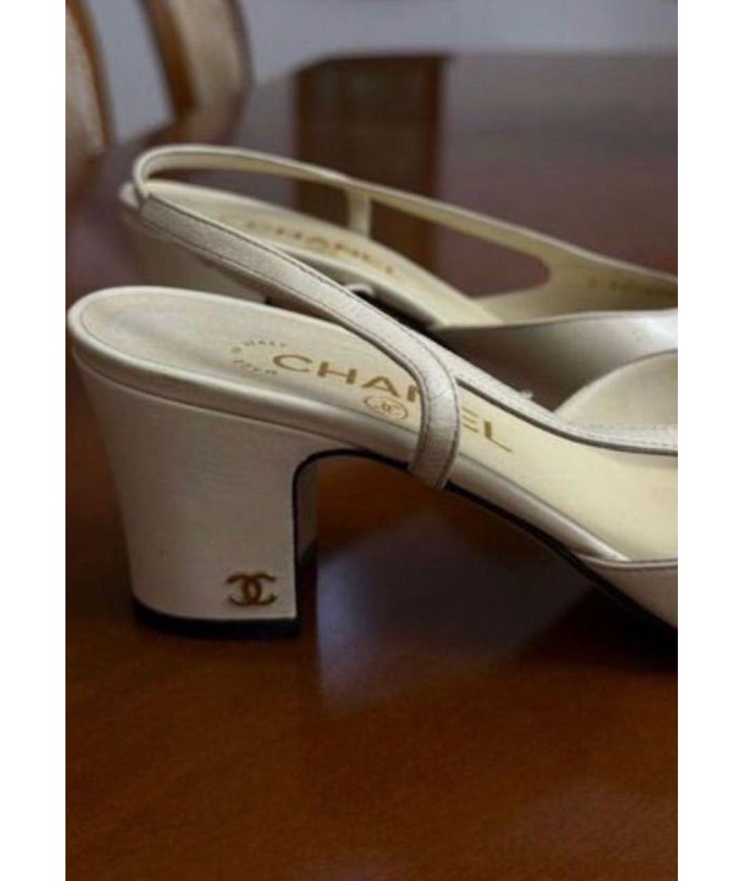 CHANEL Белые кожаные туфли, фото 5