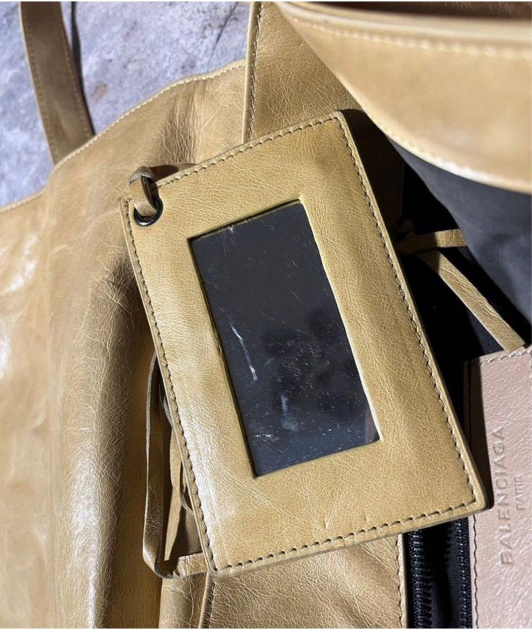 BALENCIAGA Бежевая кожаная сумка через плечо, фото 3