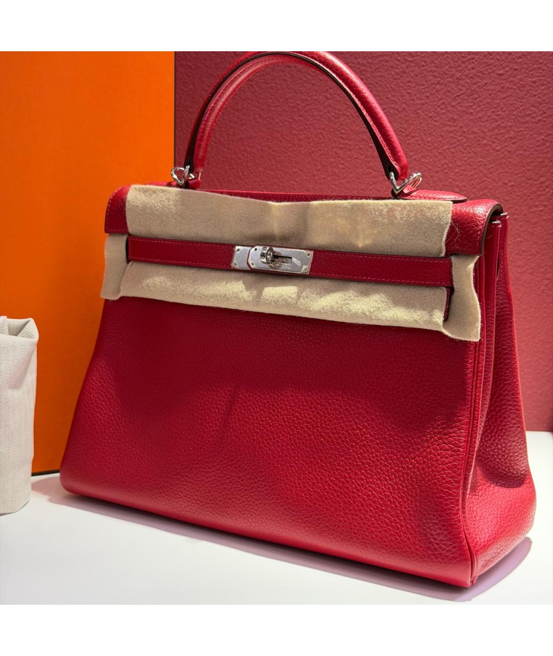 HERMES Красная кожаная сумка с короткими ручками, фото 3
