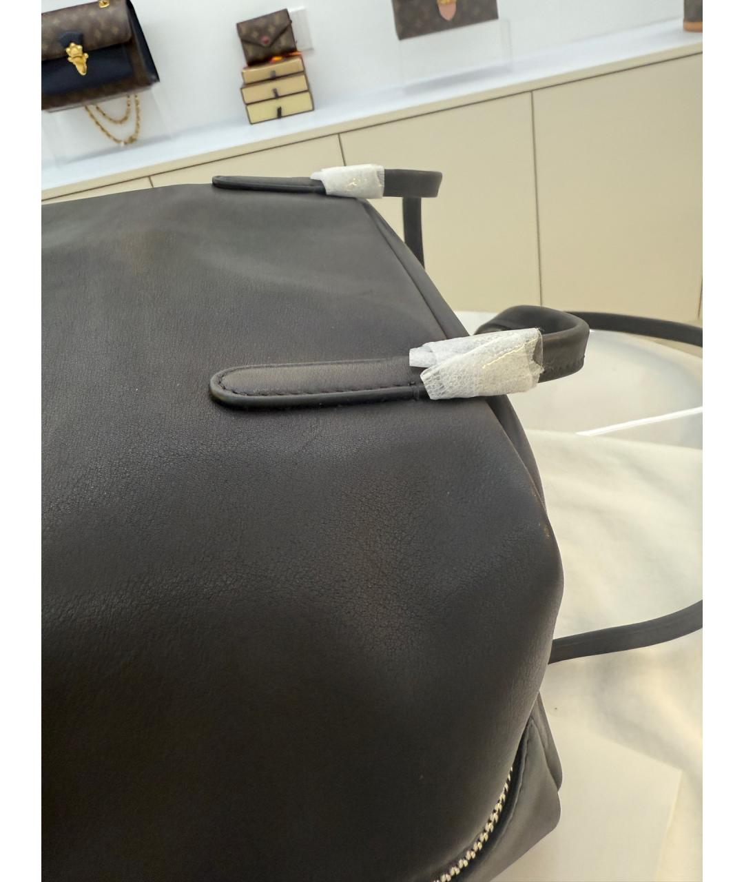 THE ROW Черная кожаная сумка через плечо, фото 3