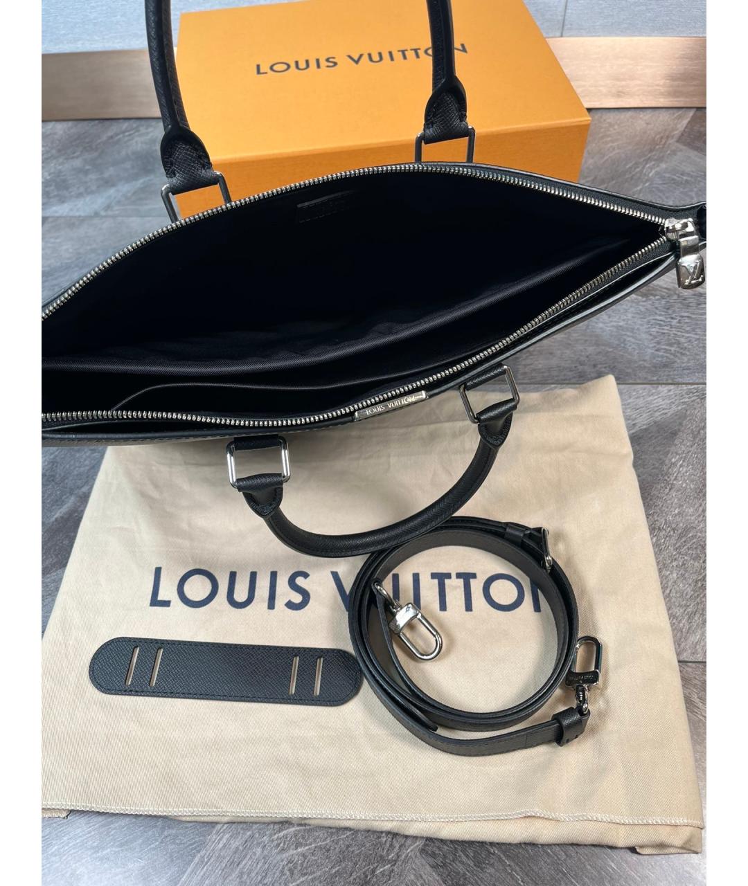 LOUIS VUITTON Черная кожаная сумка тоут, фото 5