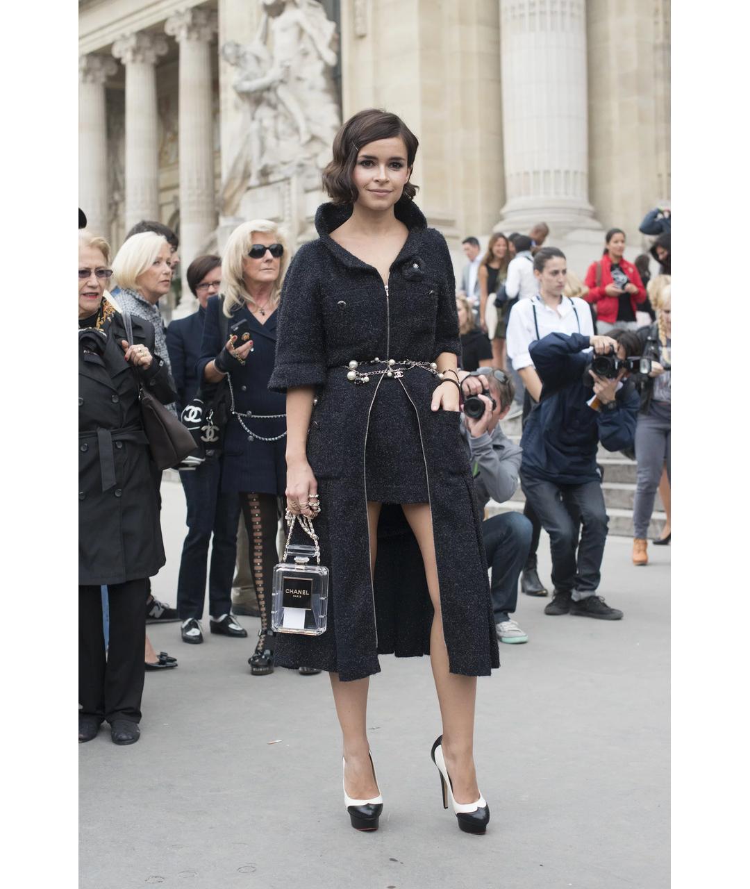 CHANEL Черное твидовое коктейльное платье, фото 3