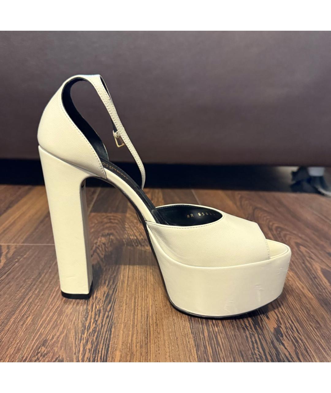 SAINT LAURENT Белые кожаные босоножки, фото 8