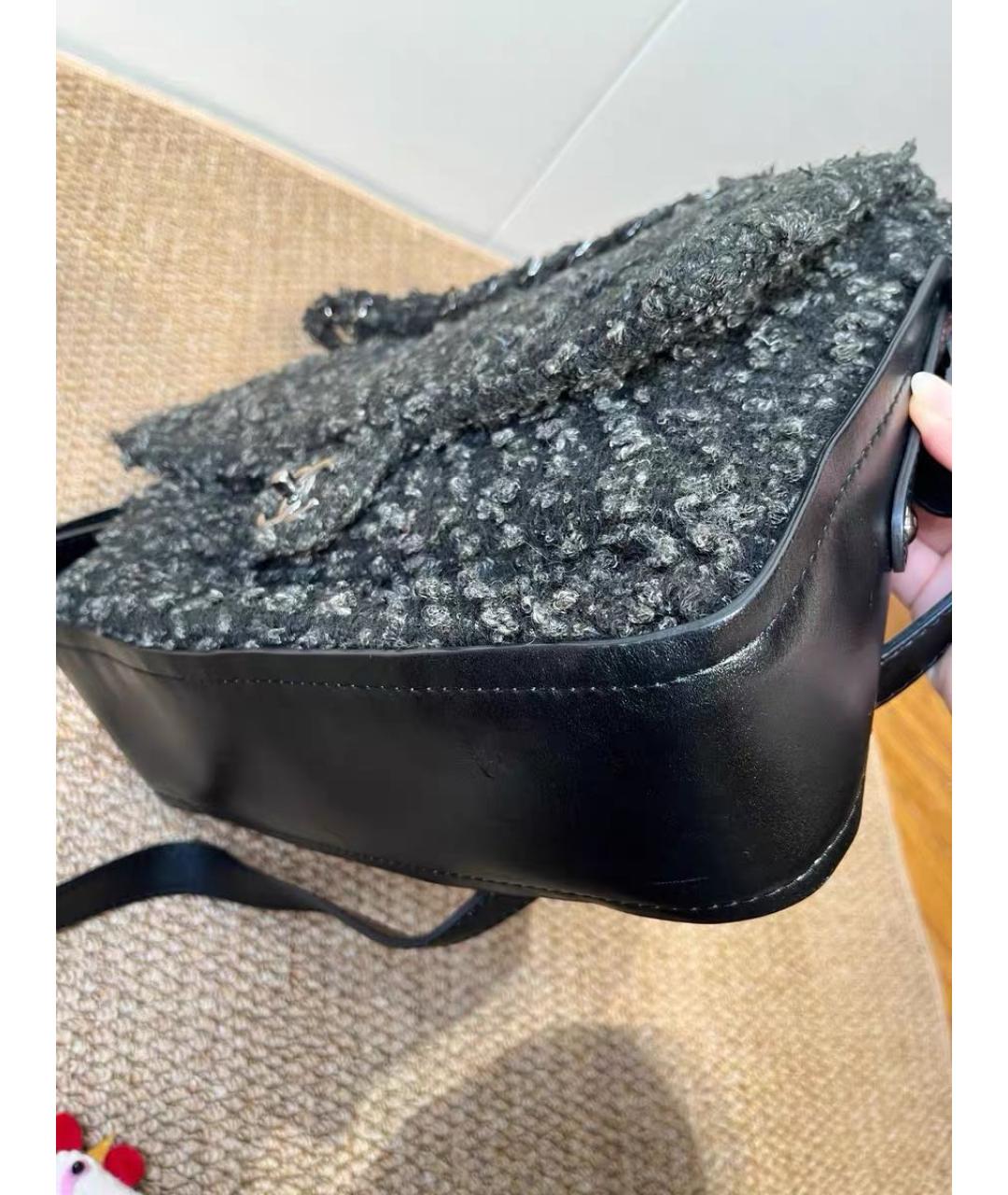 CHANEL Антрацитовая твидовая сумка через плечо, фото 6