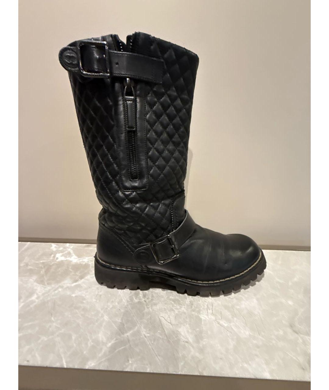 CHANEL Черные кожаные сапоги, фото 5