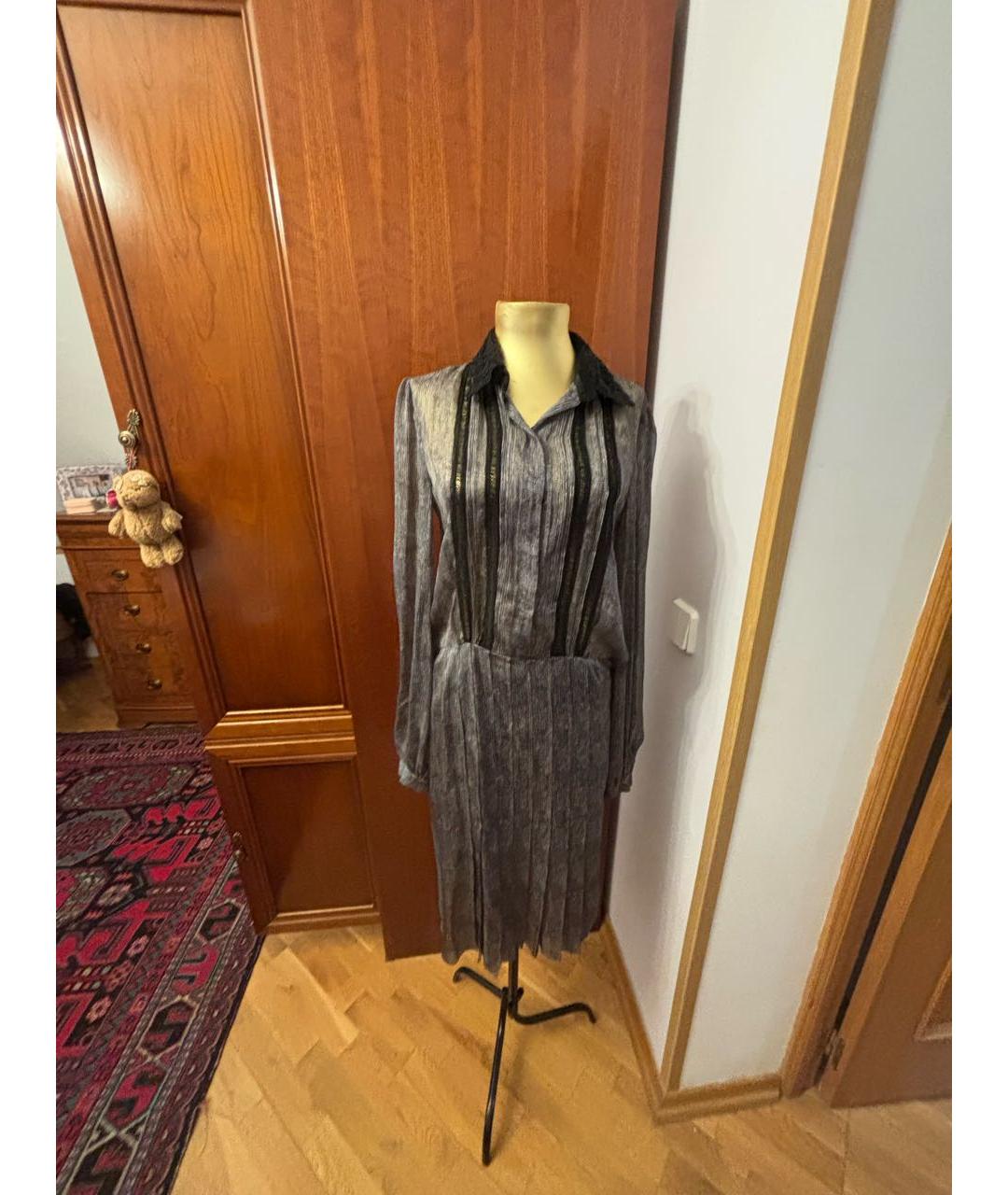 ALBERTA FERRETTI Серое шелковое повседневное платье, фото 5