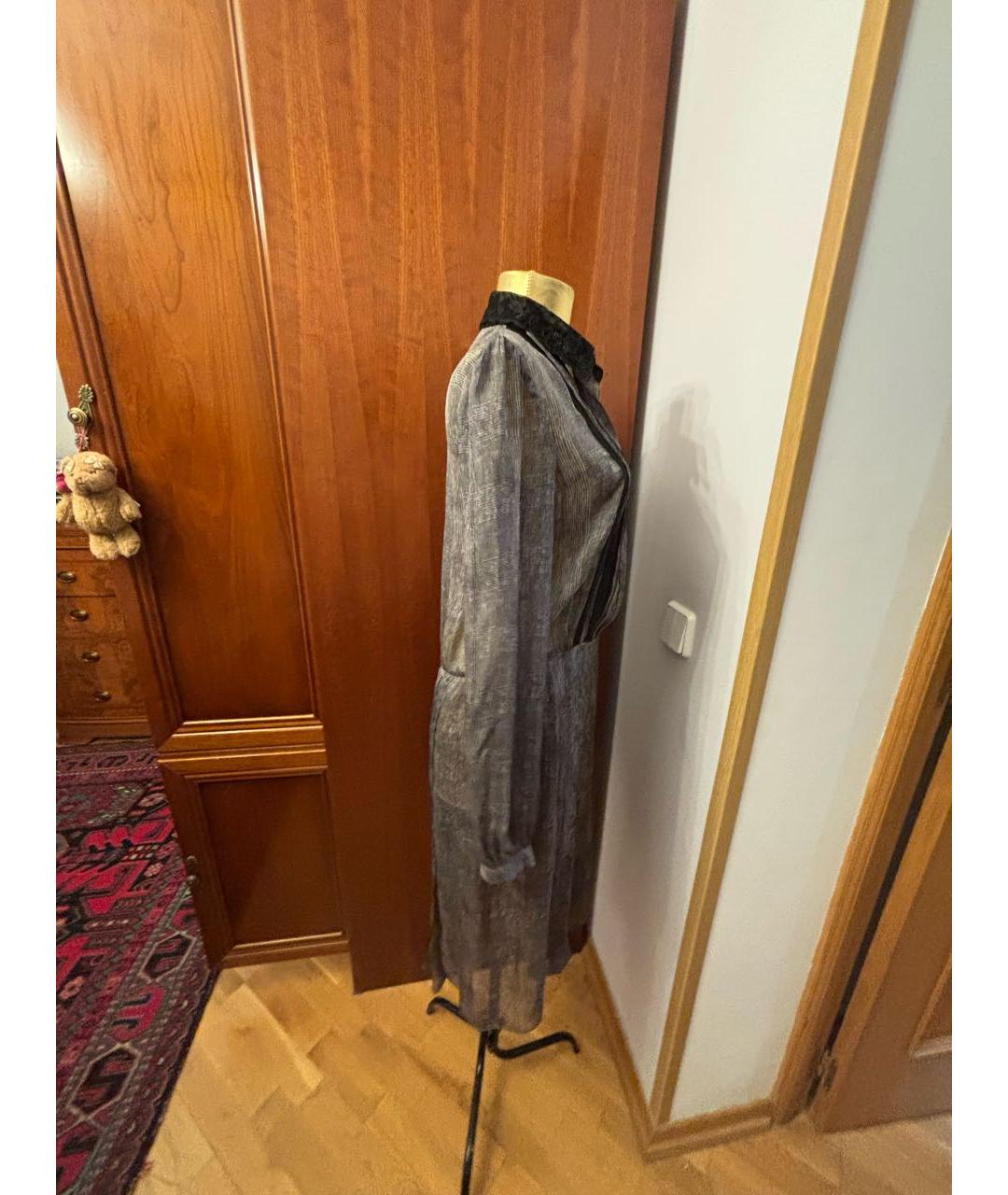 ALBERTA FERRETTI Серое шелковое повседневное платье, фото 3