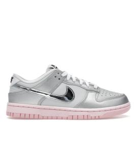 NIKE Кроссовки