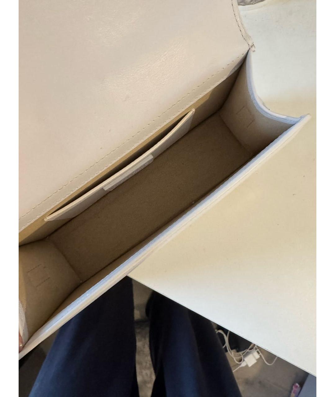 JACQUEMUS Белая кожаная сумка с короткими ручками, фото 4