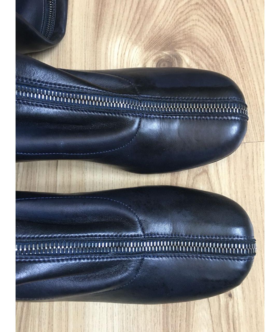 CHANEL Темно-синие кожаные ботфорты, фото 3