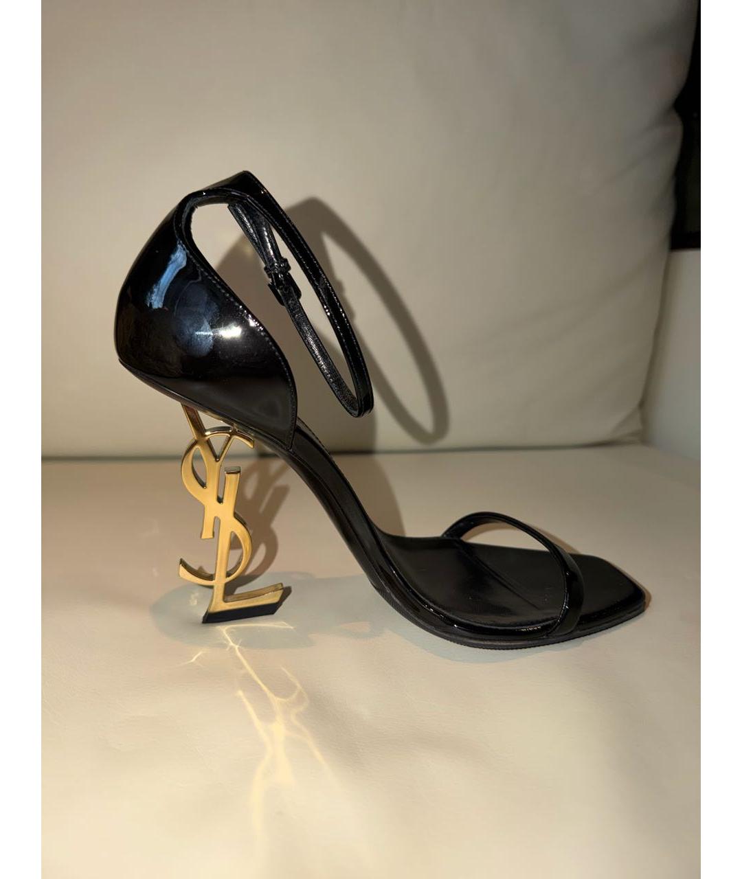 SAINT LAURENT Черные босоножки из лакированной кожи, фото 8