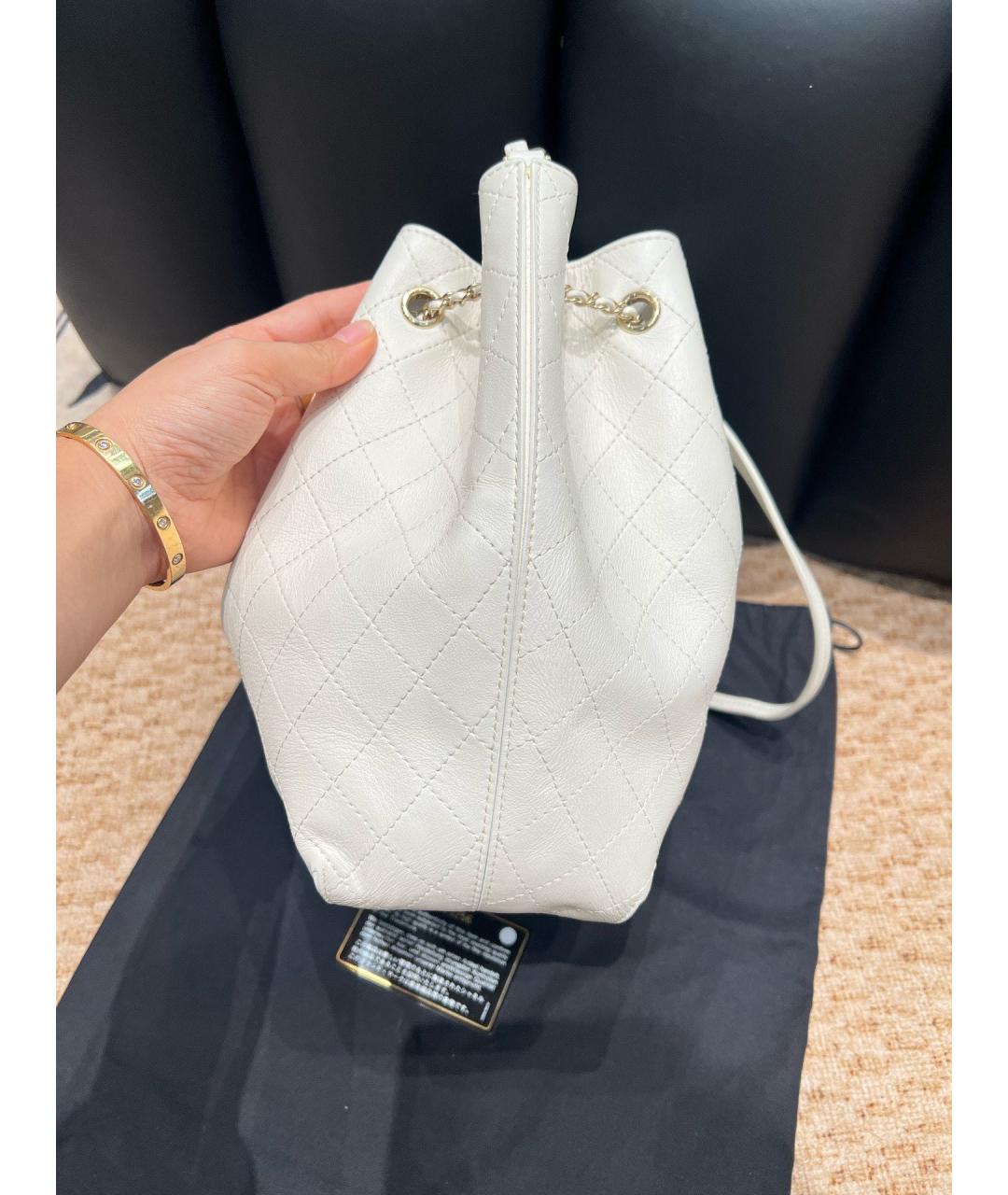 CHANEL Белая кожаная сумка через плечо, фото 4