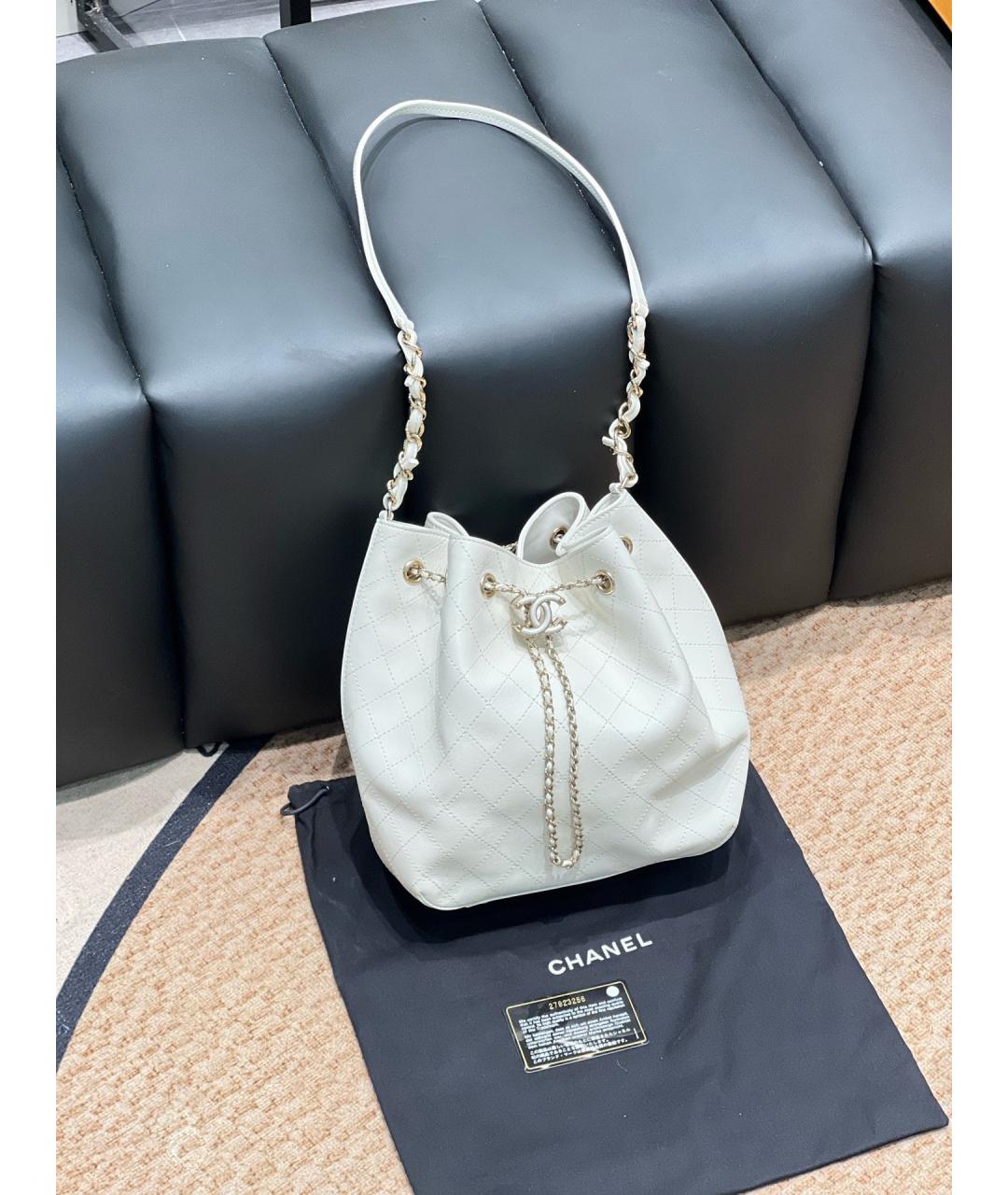 CHANEL Белая кожаная сумка через плечо, фото 9
